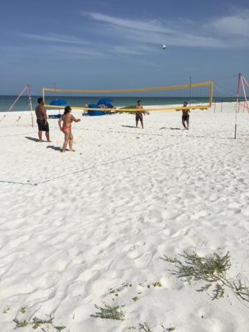 Holiday Villas II ON THE BEACH w/Intercoastal View Clearwater Beach Exterior foto