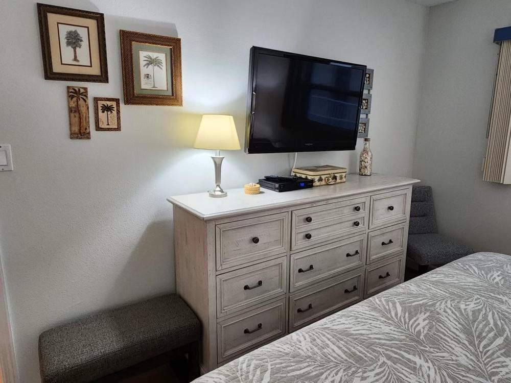 Holiday Villas II ON THE BEACH w/Intercoastal View Clearwater Beach Exterior foto